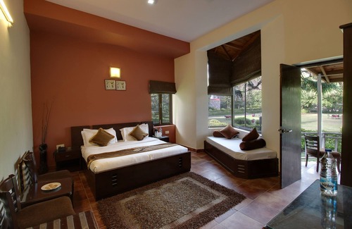 Garjia Hotel | Wood castle Spa & Resort