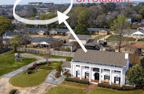 Forest Lake Bed & Breakfast | Wood Manor Guest House