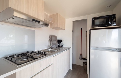 Calig House | - Wood Mobile Home 4