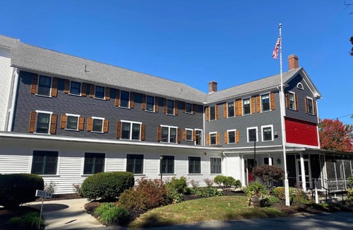 Rindge Resort | Woodbound Inn