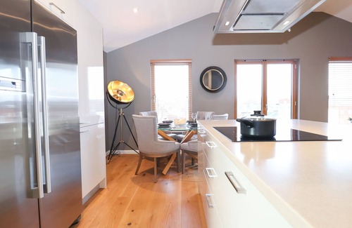 Martlesham Heath Cottage | Woodbridge Penthouse