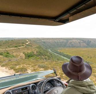 Sidbury Cabin | Woodbury Lodge – Amakhala Game Reserve