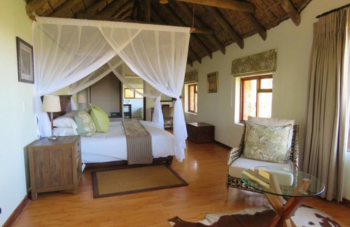 Sidbury Cabin | Woodbury Lodge - Amakhala Game Reserve