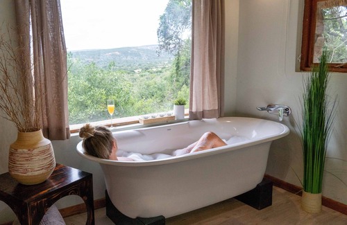 Sidbury Cabin | Woodbury Lodge - Amakhala Game Reserve