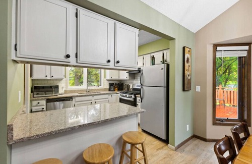 Woodbury House | Woodbury Place 4 BR, close St Paul, Stillwater