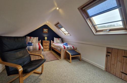 Burgh Island Ski Chalet | Woodcutters Lodge set in a secluded valley near Bantham