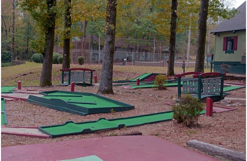 Pine Mountain Cabin | Wooded view cabin located near our recreational activities