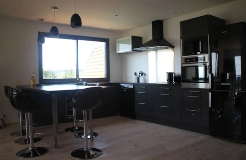 Telgruc-sur-Mer House | WOODEN BUILDING OVERLOOKING THE BAY OF DOUARNENEZ