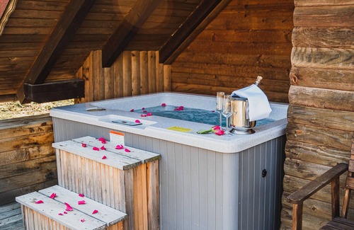 Bostanj Cottage | Wooden cabin Žurej with Hot Tub for 6