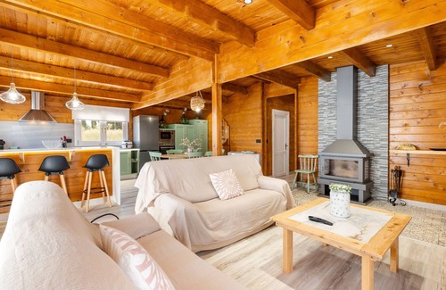 Caravaca de la Cruz House | Wooden Cabin Cortijo la Jimena 2 (with private pool)