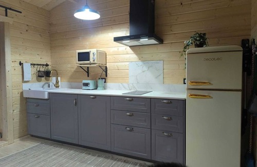 Barreiros Cabin | WOODEN CABIN NEAR THE BEACH