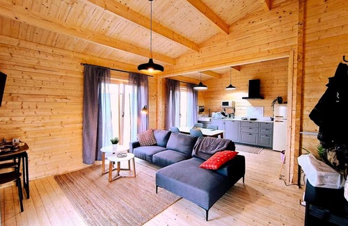Barreiros Cabin | WOODEN CABIN NEAR THE BEACH