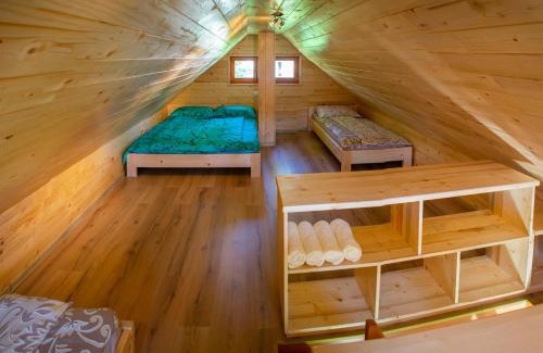 Davca Apartment | Wooden Chalet - Homestead Vrhovc