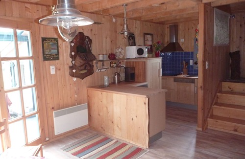 Campan Ski Chalet | Wooden chalet in the heart of the Pyrenees on an exceptional site.