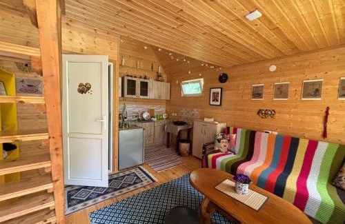 Vedzebi Apartment | Wooden Cottage Near Tianeti