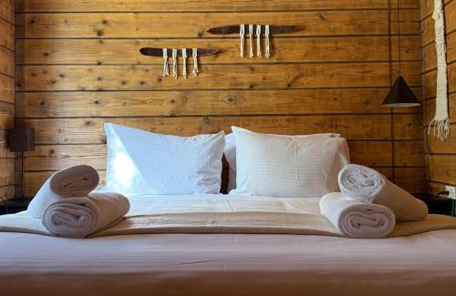 Ma'ale Gamla Cabin | wooden Edge Of The Village