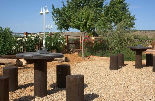 Villanueva de la Fuente Cottage | Wooden cottage for up to 12 people with pool