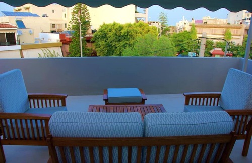 Heraklion House | Wooden Home