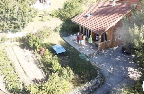 Gap House | WOODEN HOUSE IN GAP (05000)