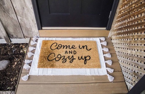 Myerstown House | Woodhaven Hideaway: Cozy, luxe retreat; soaking tub
