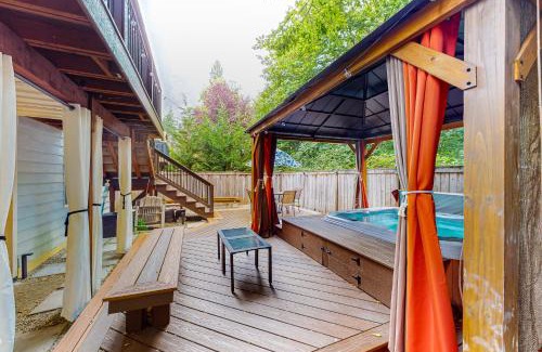 The Wedge House | Woodin-villa