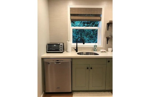 Maltby Apartment | Woodinville Wellington Creekside Studio