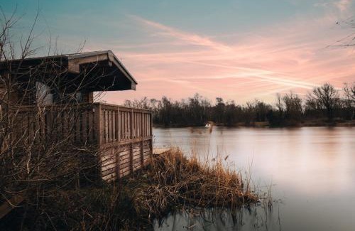 Runcton Holme Cabin | Woodlakes Park By Liv Retreats