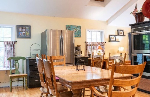 Purling House | Woodland a great place for family and friends to gather!!