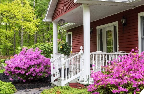 Purling House | Woodland a great place for family and friends to gather!!