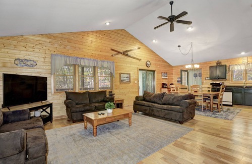 Mt Cobb House | Woodland Cabin Getaway w/FirePit, HotTub, GameRoom Edit
