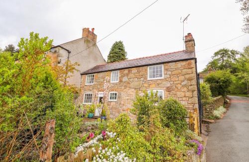 Acrefair House | Woodland Cottage