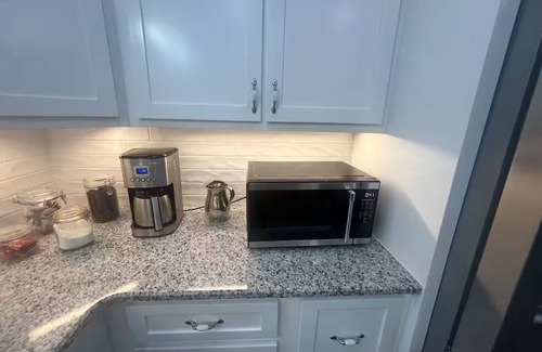 Bay Minette Cottage | Woodland Cottage-hiking/birding trails.nn