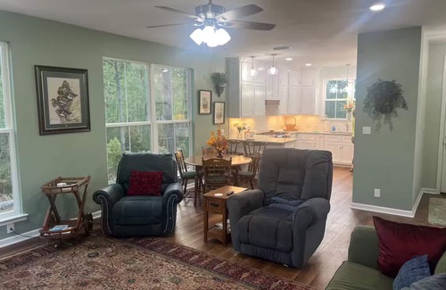 Bay Minette Cottage | Woodland Cottage-hiking/birding trails.nn