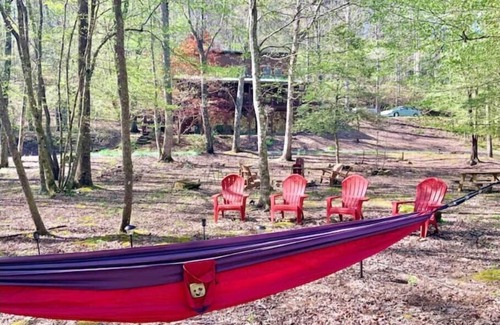 Ellijay Cabin | Woodland Creekside Cabin/HotTub/WiFi/Gameroom