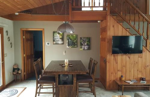 Naples House | Woodland Hideaway