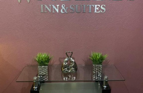 Medford Hotel | Woodland Inn & Suites