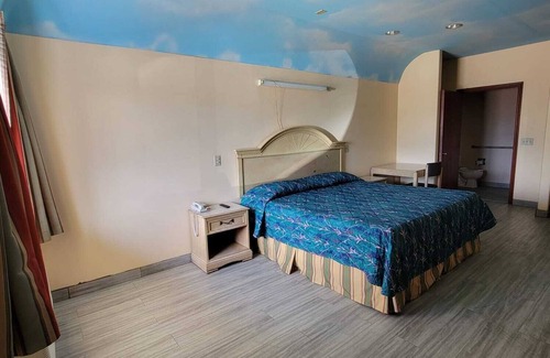 Rosenberg Hotel | Woodland Inn & Suites
