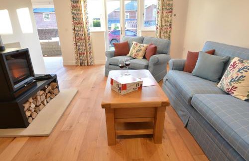 Aldeburgh House | Woodland Lodge, Aldeburgh