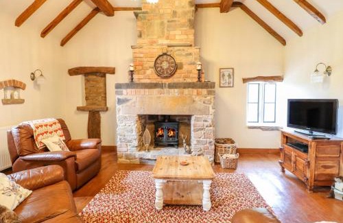 South Wingfield House | Woodland Lodge