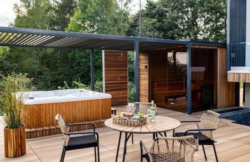 Belapatfalva Apartment | Woodland Luxury