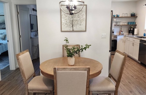 Mariposa House | Woodland Pines