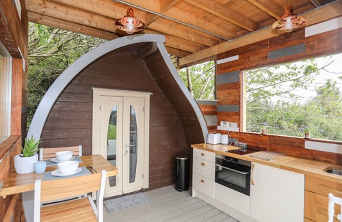Corwen Cottage | WOODLAND POD, pet friendly, country holiday cottage in Corwen