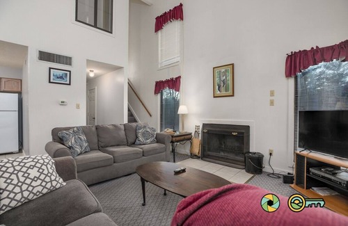 Basye House | Woodland Retreat (#90B) | Quiet area | Minutes to Bryce Resort!