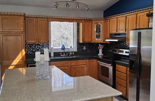 Stevensville House | Woodland Retreat on Kent Island: 5 beds, 5 miles from Bay Bridge, on 5 acres.