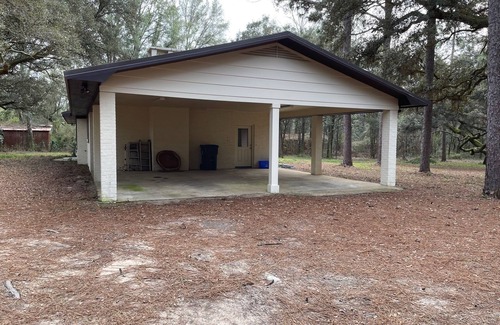 Daphne House | Woodland River Retreat Cozy, quiet, well-appointed home near Fairhope