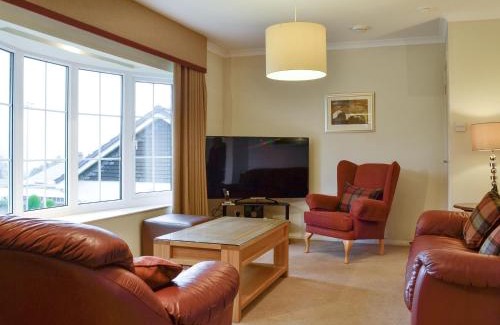 Cwrt House | Woodland View Bungalow 2 - Uk10493