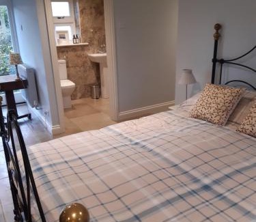Wickham Bed & Breakfast | Woodlands Cottage Farm