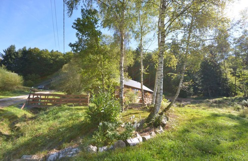 Treignac Cottage | WOODLANDS COTTAGE + JACUZZI