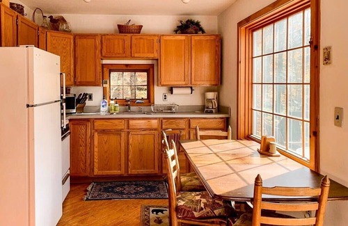 Town of Denning Cabin | Woodlands - Peaceful & Charming Catskills Escape