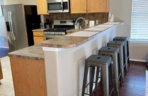 College Park House | Woodlands Retreat 3bdrm 2bath